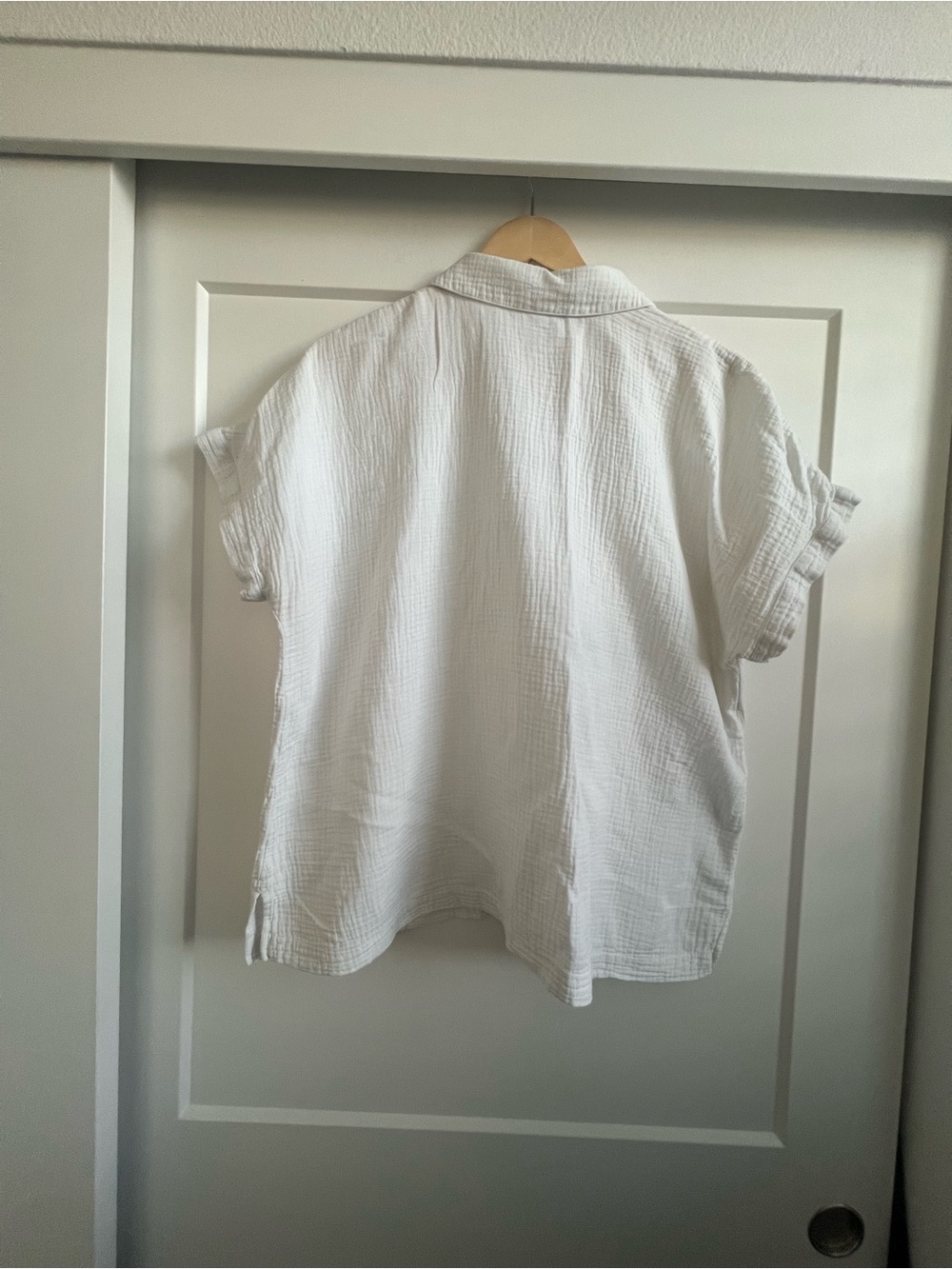 J. Jill White Short-Sleeve Button-Down Gauze Shirt - Picture 5 of 10
